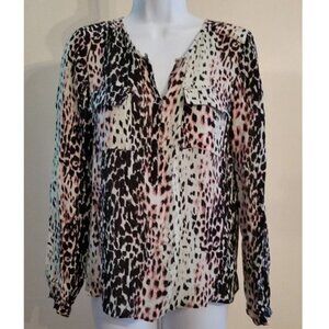 Parker 100% silk animal print blouse top sz S with pockets